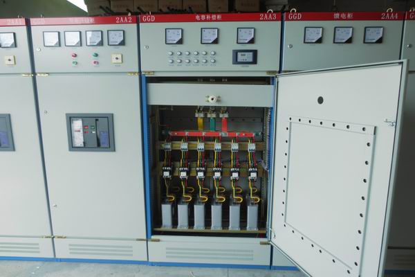 红塔配电箱-3683品牌电梯电源配电箱的检修